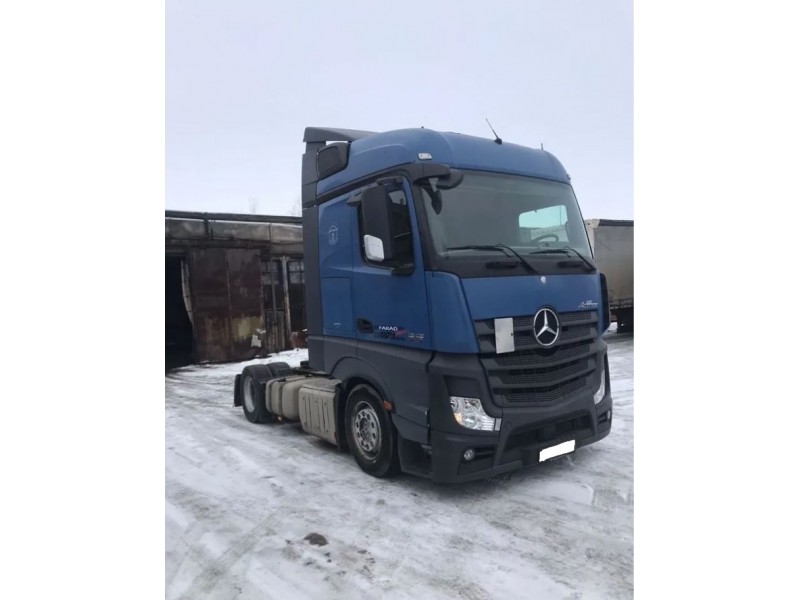 Поступление Mercedes Actros MP4