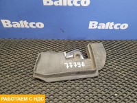 Уплотнитель стойки лобового стекла левый